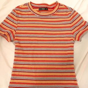 Fitted striped tshirt